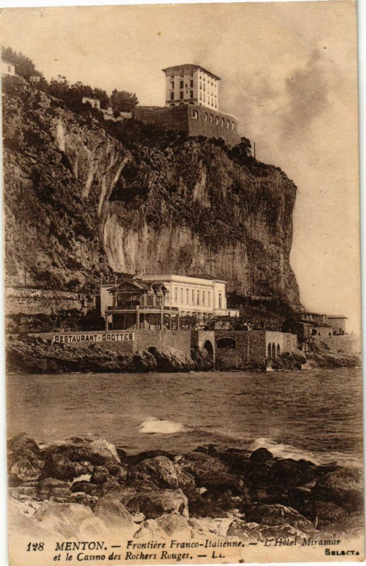 Carte postale ancienne Menton - Frontiere franco à Menton