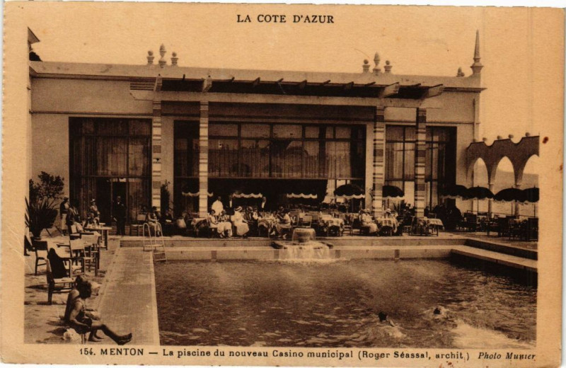 Carte postale ancienne Menton - La Piscine du nouveau Casino municipal à Menton