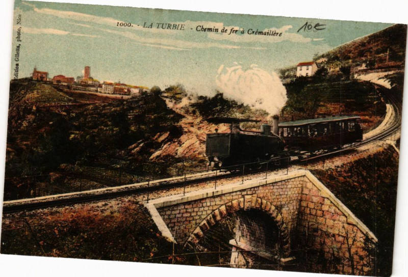 Carte postale ancienne La Turbie - Chemin de fer cremaillere à La Turbie