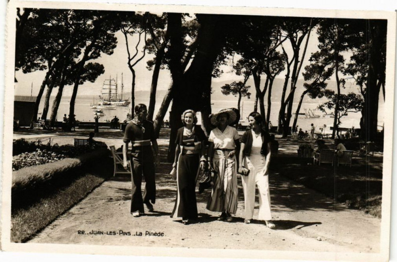 Carte postale ancienne Juan-les-Pins - La Pinéde