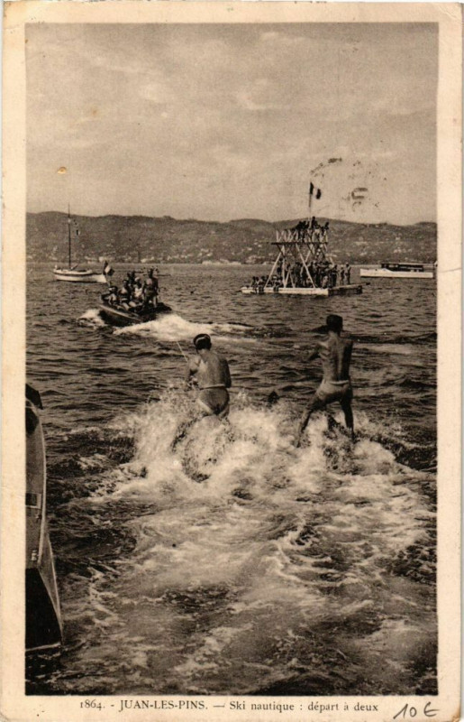 Carte postale ancienne Juan-les-Pins - Ski nautique