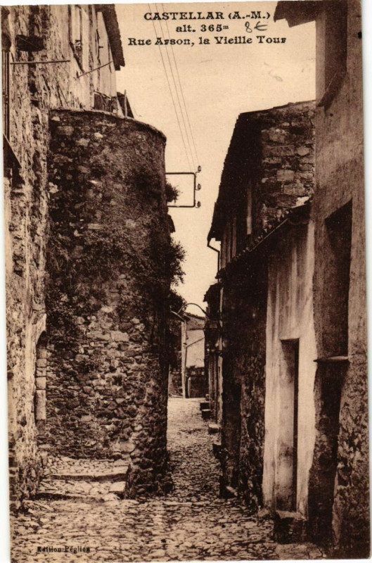Carte postale ancienne Castellar - Rue arson la vieille tour à Castellar