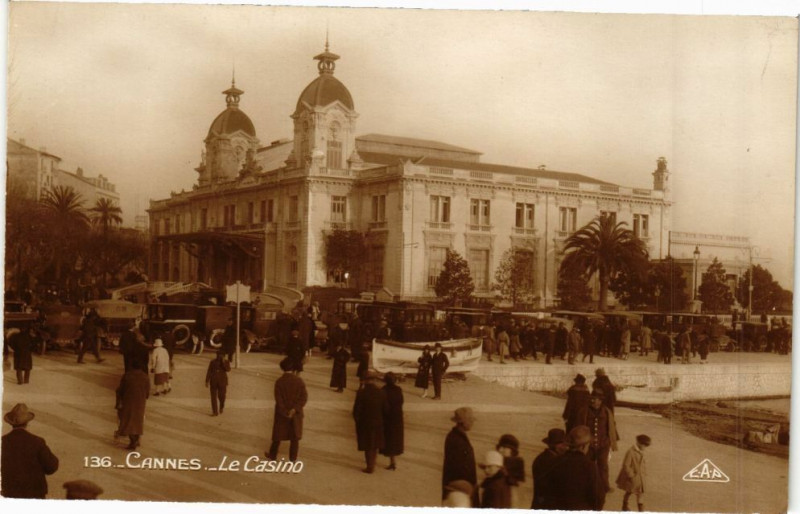 Carte postale ancienne Cannes - Le casino à Cannes