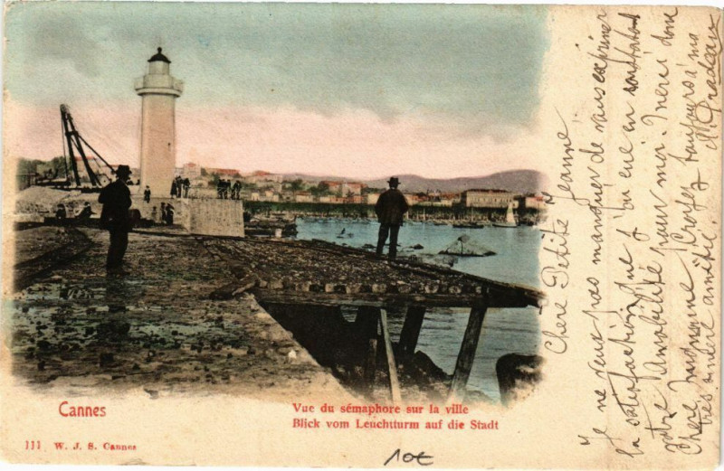 Carte postale ancienne Cannes - Vue de sémaphore sur la ville à Cannes