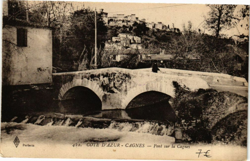 Carte postale ancienne Cagnes - Pont sur la Cagnes