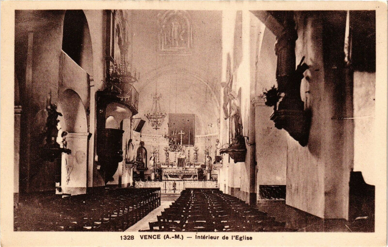 Carte postale ancienne Vence - Interieur de l'eglise à Vence