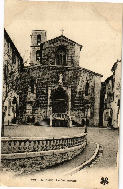 Carte postale ancienne Grasse - La cathedrale à Grasse