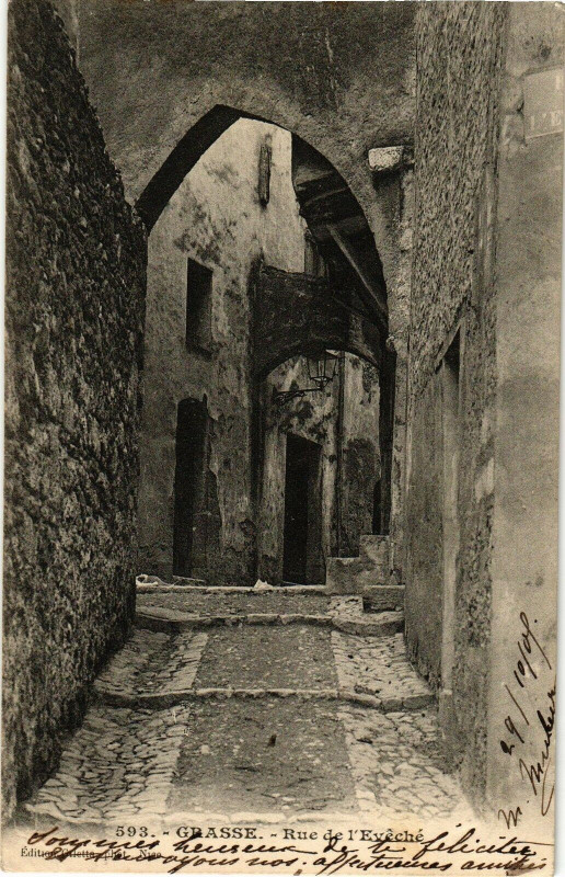 Carte postale ancienne Grasse - Rue de l'eveche à Grasse