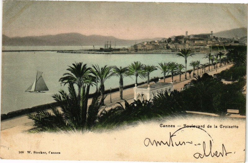 Carte postale ancienne Cannes - Boulevard de la Croisette à Cannes