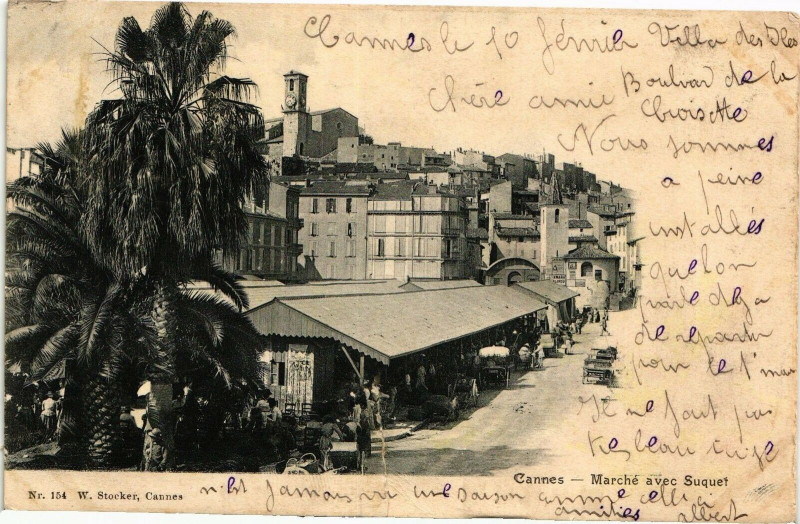Carte postale ancienne Cannes - Marché avec Suquet à Cannes
