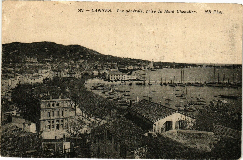 Carte postale ancienne Cannes - Vue générale prise du Mont Chevalier à Cannes