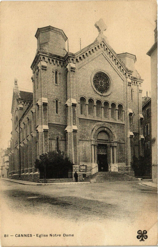Carte postale ancienne Cannes - Eglise Notre Dame à Cannes