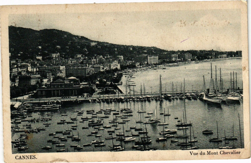Carte postale ancienne Cannes - Vue du Mont Chevalier à Cannes