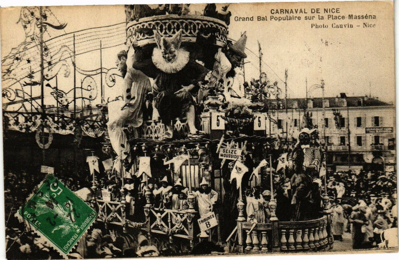 Carte postale ancienne Carnaval de Nice - Grand Bal Populaire sur la Place Masséna à Nice