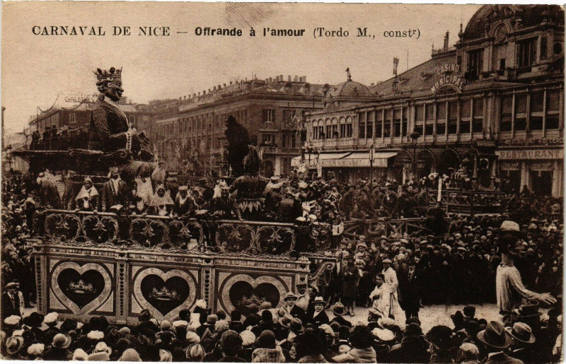Carte postale ancienne Carnaval de Nice - Offrande a l'amour (Tordo M. constr) à Nice