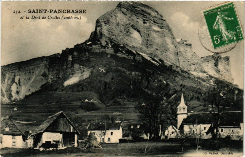 Carte postale ancienne St-Pancrasse et la Dent de Crolles (2066 m) à Crolles
