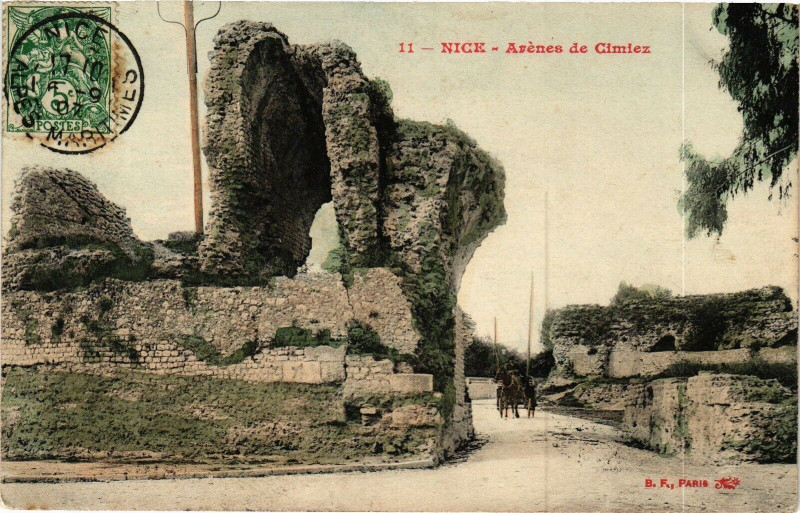 Carte postale ancienne Nice - Arénes de Cimiex à Nice