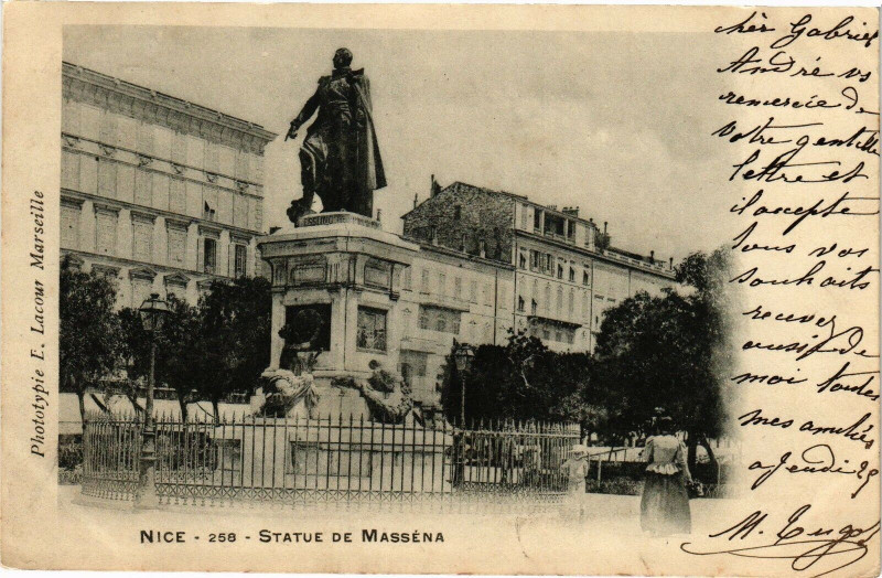 Carte postale ancienne Nice - Statue de Masséna à Nice