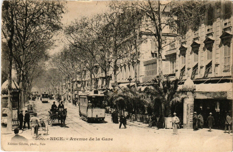 Carte postale ancienne Nice - Avenue de la Gare à Nice