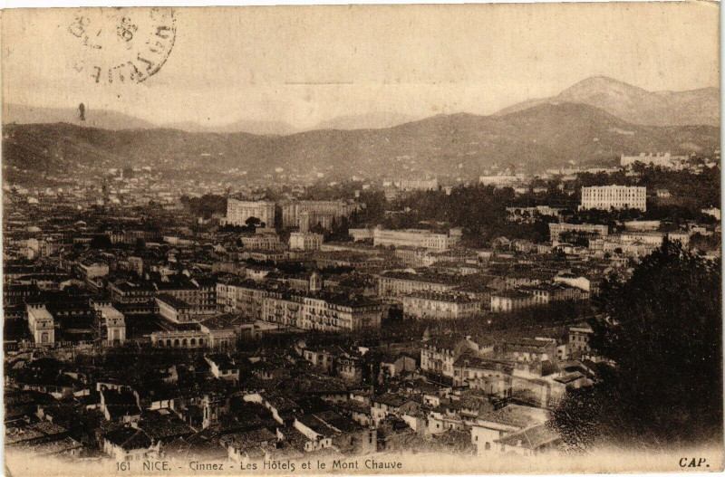 Carte postale ancienne Nice - Cinnez - Les Hotels et le Mont Chauve à Nice
