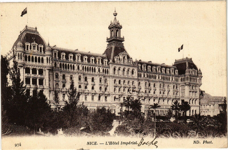 Carte postale ancienne Nice - L'Hotel Impérial à Nice