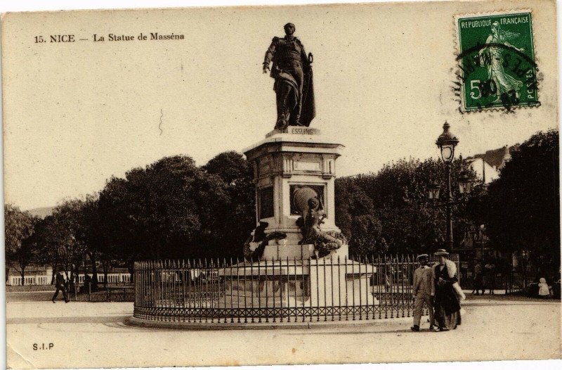 Carte postale ancienne Nice - La Statue de Masséna à Nice