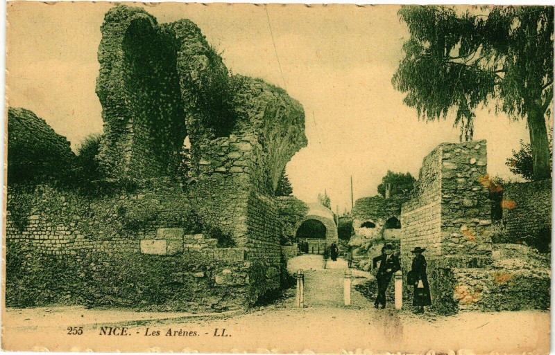 Carte postale ancienne Nice - Les Arénes à Nice
