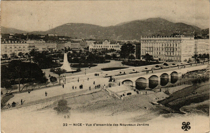 Carte postale ancienne Nice - Vue d'ensemble des Nouveaux Jardins à Nice