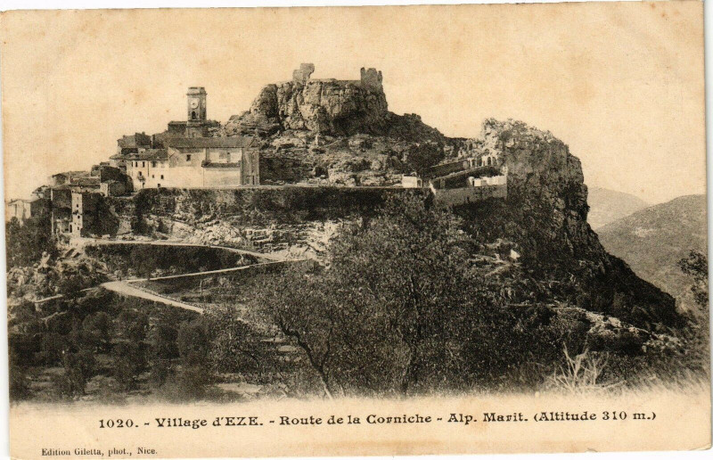 Carte postale ancienne Village d'eze - Route de la corniche