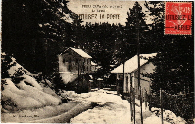 Carte postale ancienne Peira-Cava - lA Route