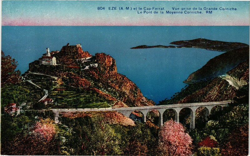 Carte postale ancienne Eze - Vue prise de la grande corniche à Èze