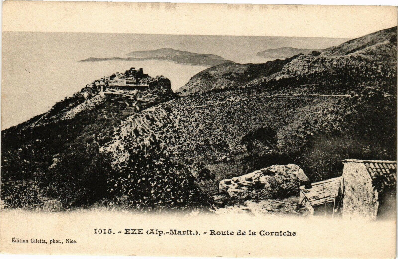 Carte postale ancienne Eze - Route de la corniche à Èze