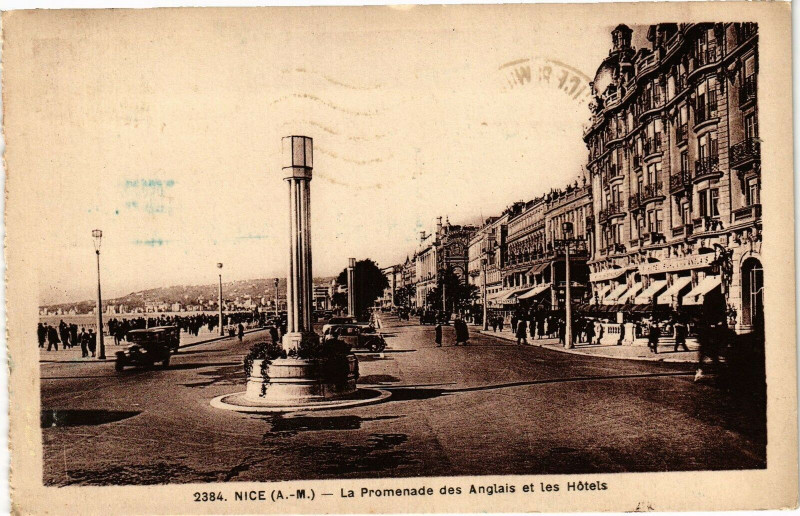 Carte postale ancienne Nice - La Promenade des Anglais et les Hotels à Nice