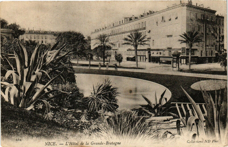 Carte postale ancienne Nice - L'Hotel de la Grande-Bretagne à Nice