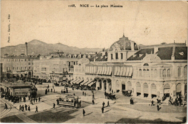 Carte postale ancienne Nice - La Place Masséna à Nice