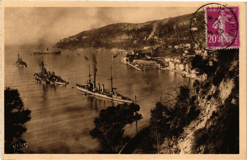Carte postale ancienne Villefranche - La rade