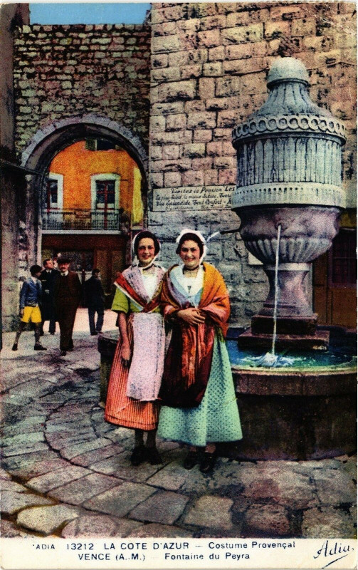 Carte postale ancienne Vence - Fontaine du peyra à Vence