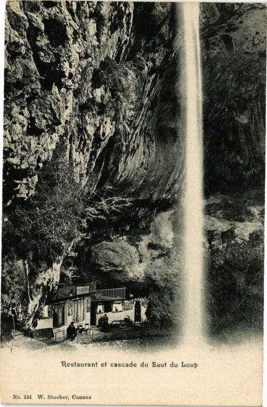 Carte postale ancienne Restaurtant Et Cascade Du Saut Du Loup