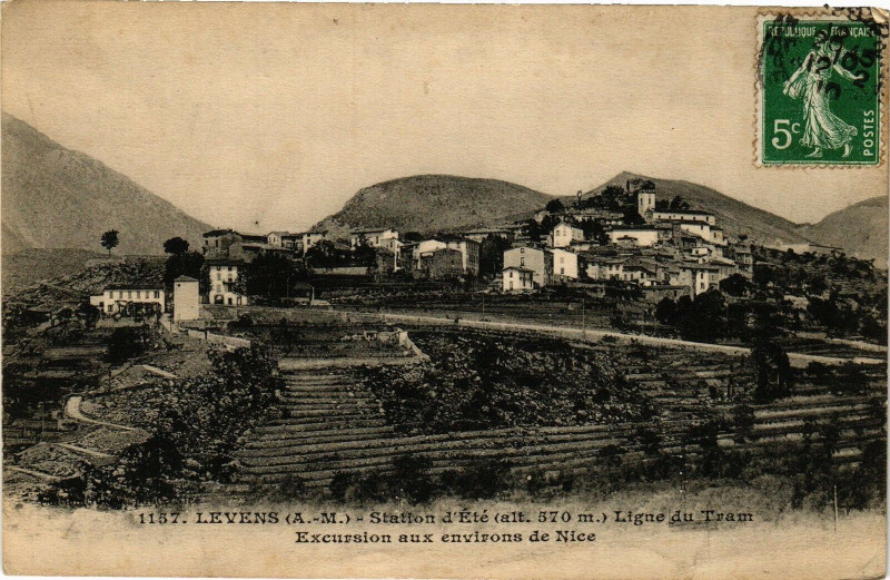 Carte postale ancienne Levens - Station d'ete à Levens
