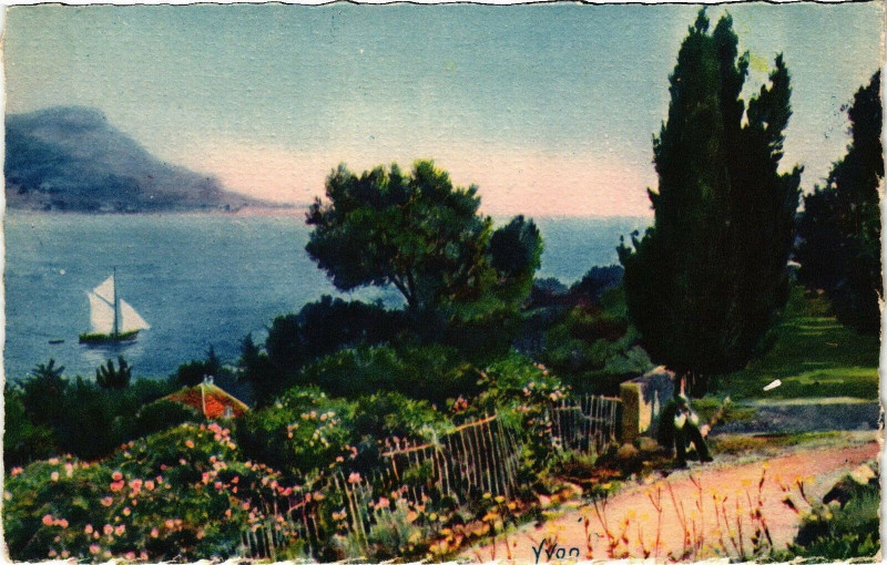 Carte postale ancienne La tete de chien vue du Cap Ferrat