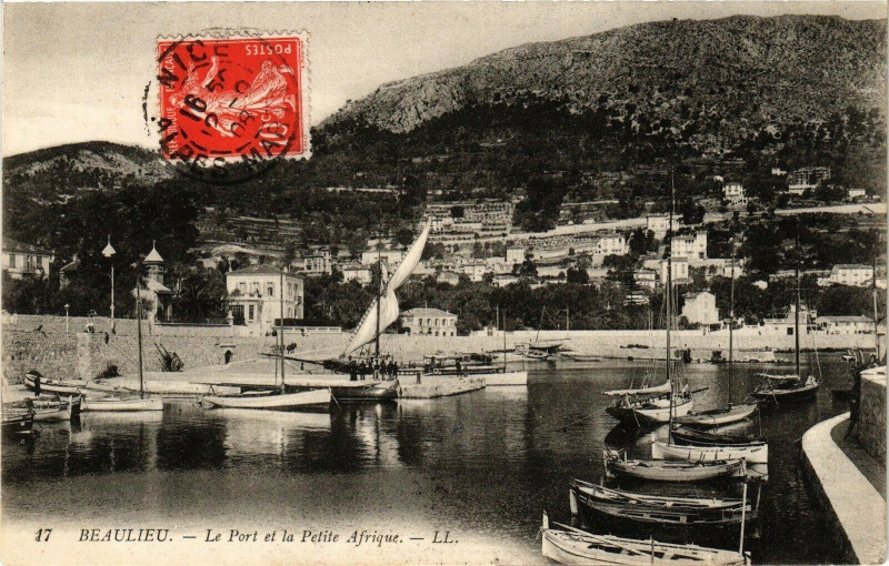 Carte postale ancienne Beaulieu - Le port et la petite afrique