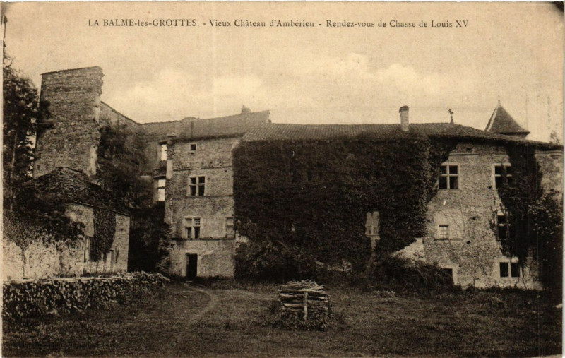 Carte postale ancienne La Balme-les-Grottes Vieux Chateau d'Amberien Rendez-vous de... à La Balme-les-Grottes