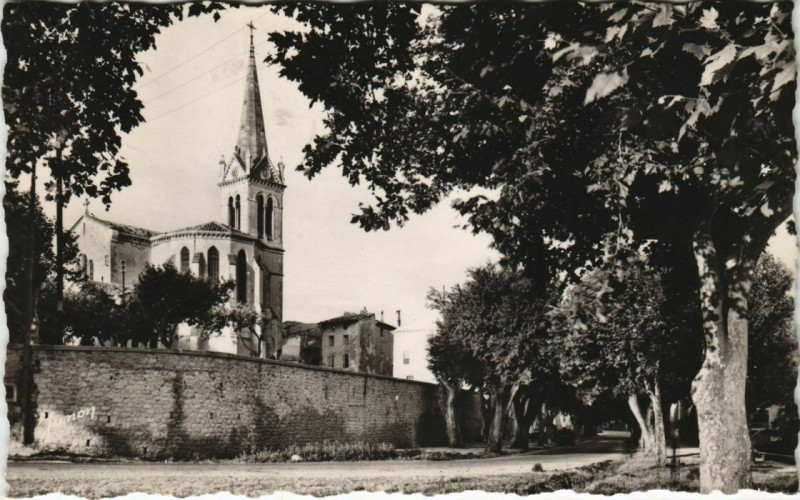 Carte postale ancienne Carpentras Eglise de l'Observance à Carpentras