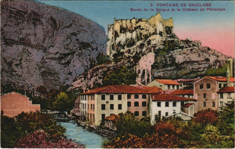 Carte postale ancienne Fontaine-De-Vaucluse Bords de la Sorgue - Chateau de Petrarque à Fontaine-de-Vaucluse