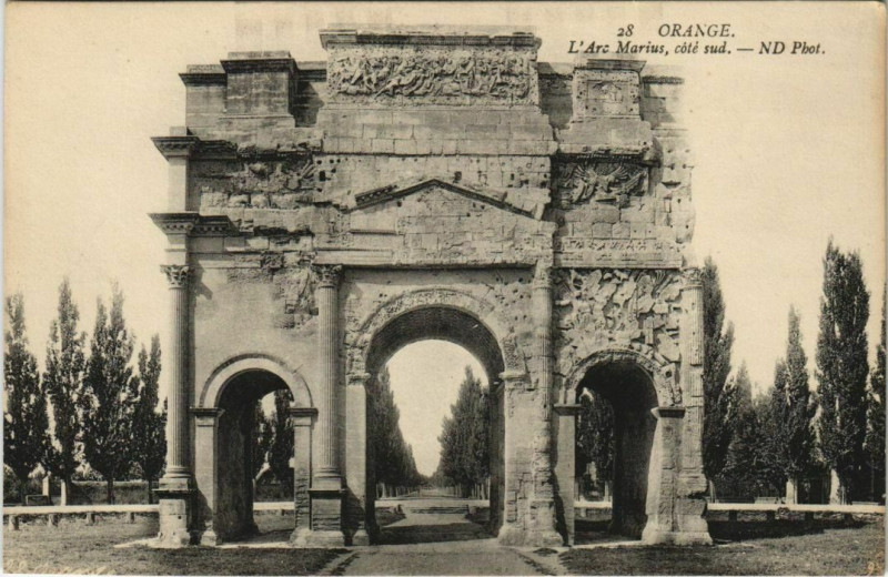 Carte postale ancienne Orange L'Arc Maruis - Cote Sud à Orange