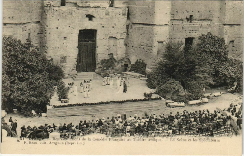 Carte postale ancienne Orange Representations de la Comedie Francaise au Theatre Antique à Orange