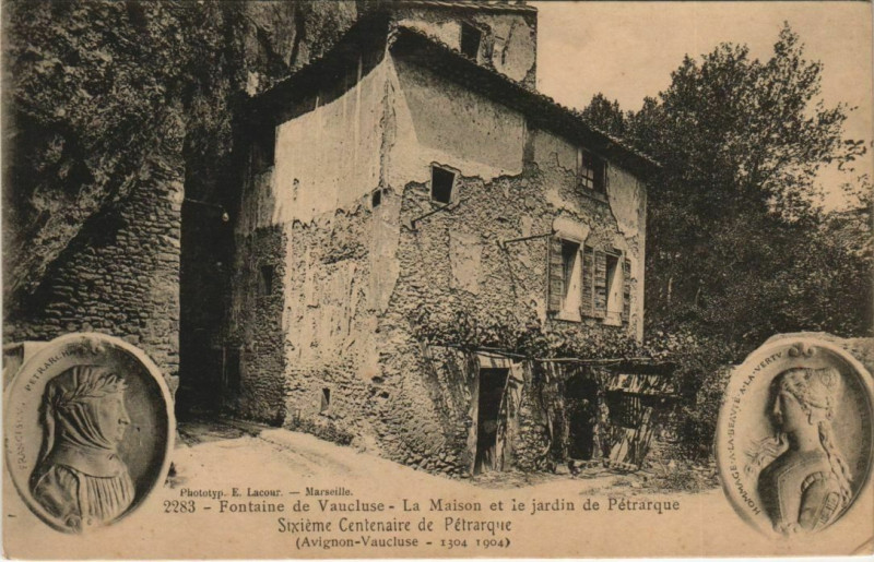 Carte postale ancienne Fontaine-De-Vaucluse La Maison et le Jardin de Petrarque à Fontaine-de-Vaucluse