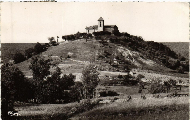 Carte postale ancienne St-Saturnin les Apt - Croagne - L'Eglise à Apt