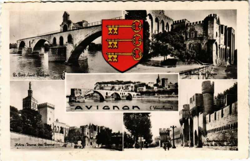 Carte postale ancienne Souvenir d'Avignon à Avignon
