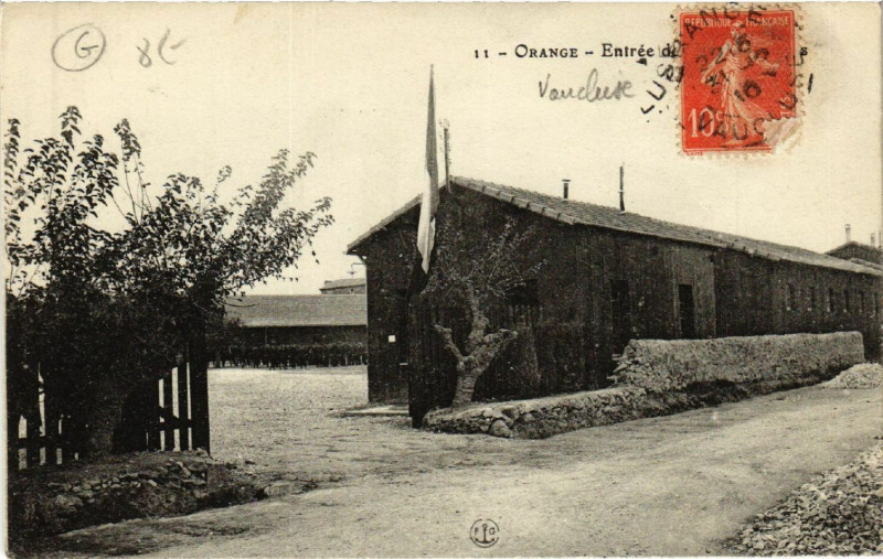 Carte postale ancienne Orange - Entrée à Orange
